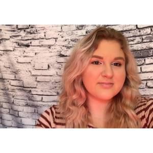 Meet your Posher, Alexyss